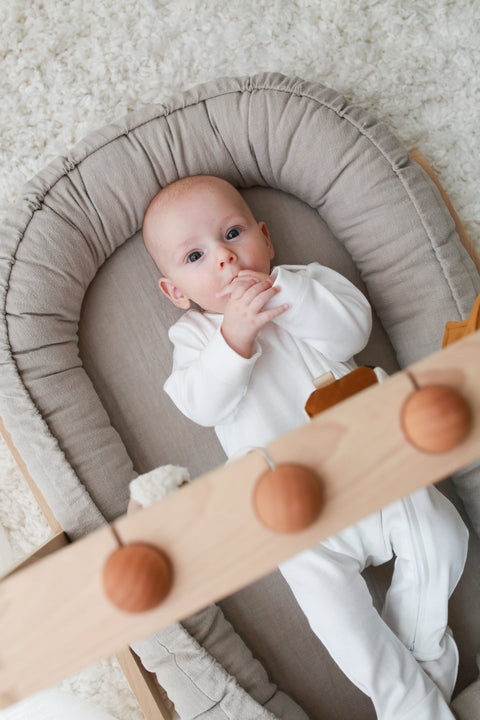 Babynest aus Leinen