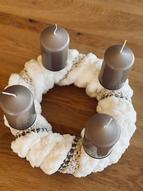 Macramé Advent wreath