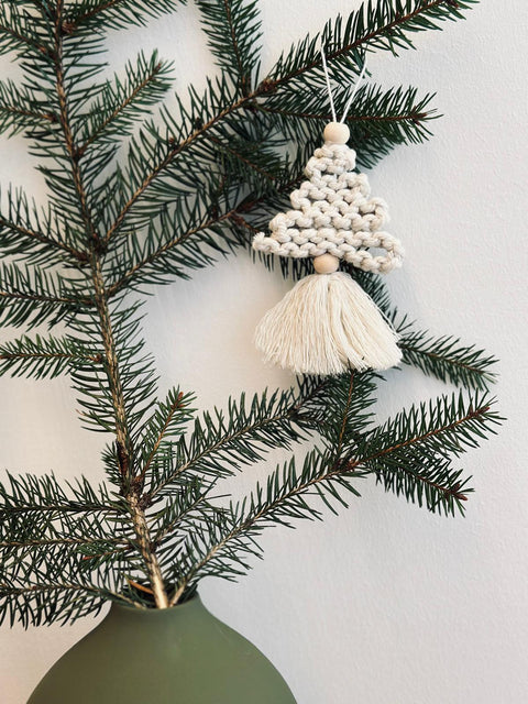 Macramé Christmas Tree